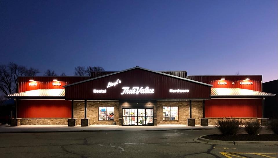 Janesville Plan Commission allows hardware store to keep unapproved exterior materials - Vimarsana News