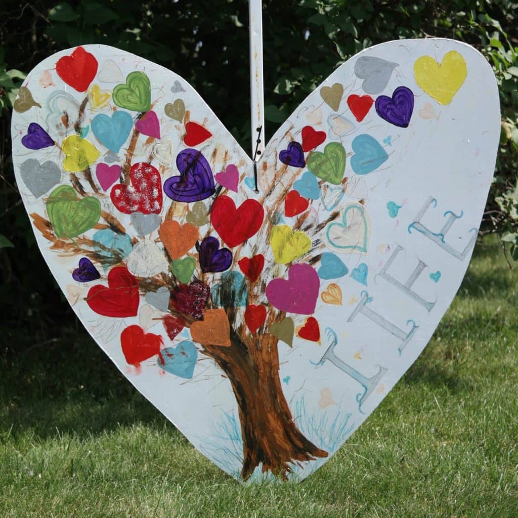 HeartArt project aids Ukraine - Vimarsana News
