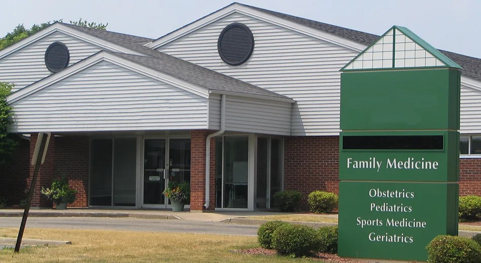 Staff at Mercyhealth South in Janesville host giveaway day WCLO