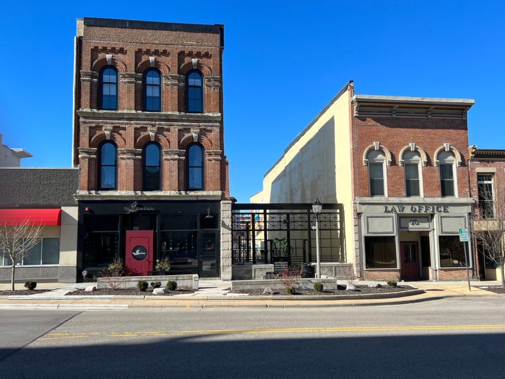 New bar/restaurant opening in downtown Janesville WCLO