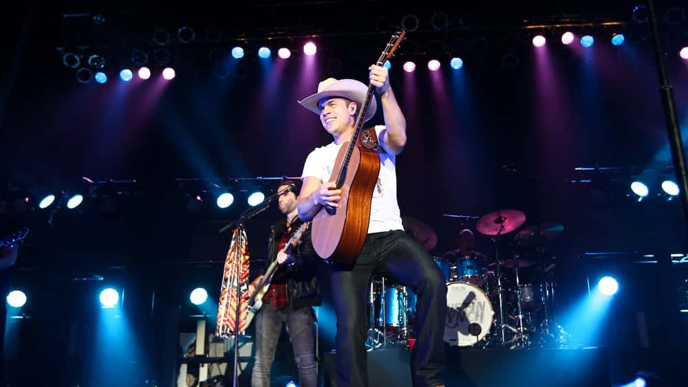 Dustin Lynch Hosting Benefit Concert WJVL