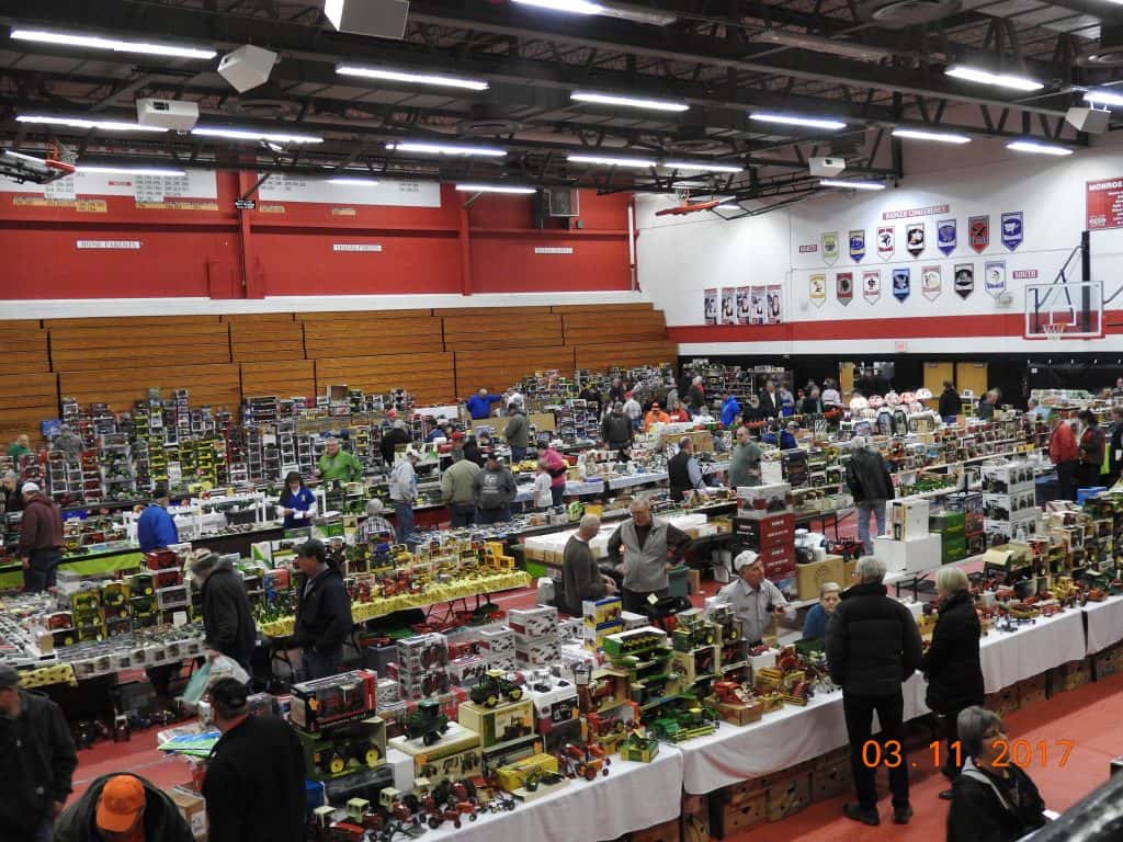 32nd Annual Monroe FFA & FFA Alumni Toy Show WJVL
