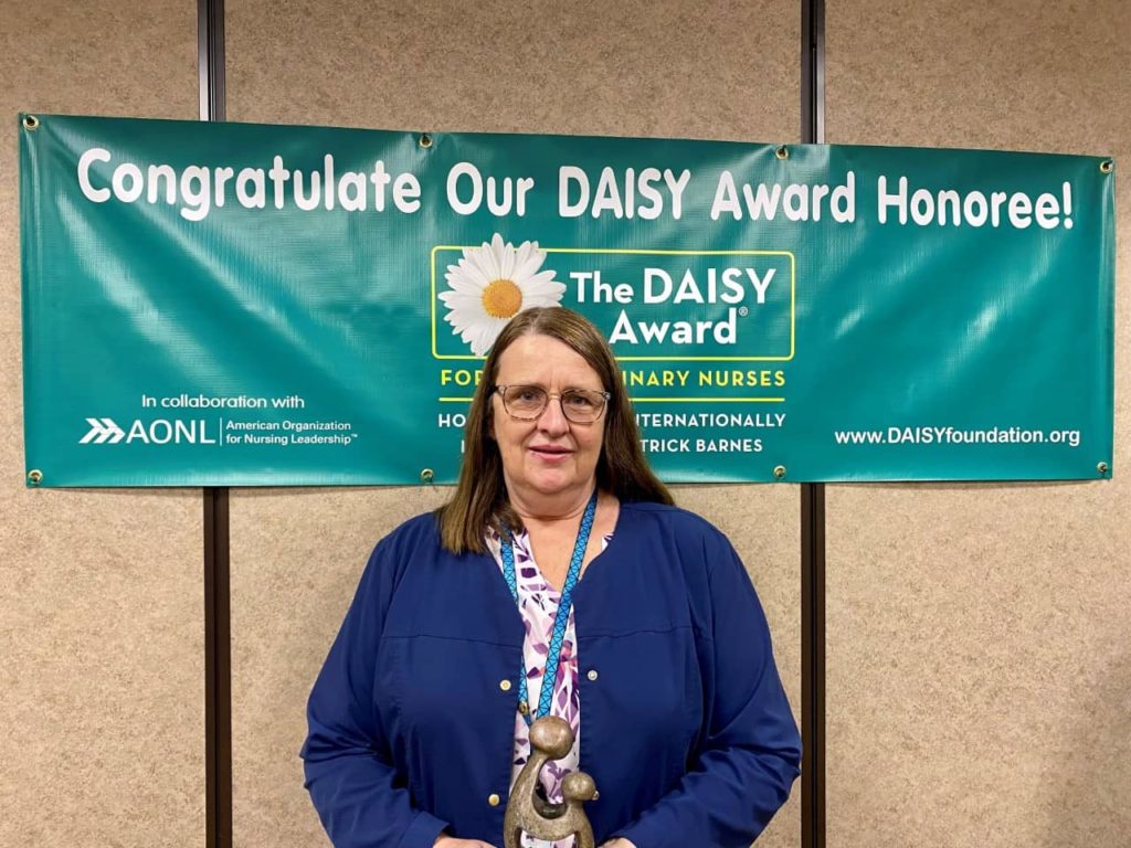 Local nurse recognized with national award | WJVL