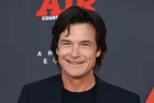 Jason Bateman at the world premiere for "Air" at the Regency Village Theatre. LOS ANGELES^ CA. March 27^ 2023