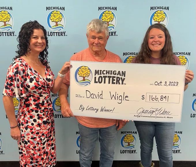 St Clair County Man Wins 166841 Fantasy 5 Jackpot From The Michigan Lottery Sanilac