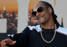 Snoop Dogg at the Los Angeles premiere of 'Once Upon a Time In Hollywood' held at the TCL Chinese Theatre IMAX in Hollywood^ USA on July 22^ 2019.