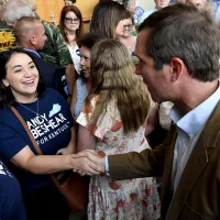 brashearandy-supporters_051923ap_2023-races-2372361