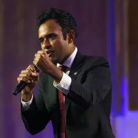 ramaswamyvivek_091523gn16_w978820