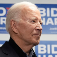 joe-biden-harris-2024-sc790266