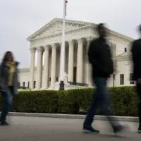 scotus_050726gn01_w931242