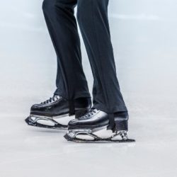istock_6921_mensfigureskater