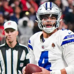 Dallas Cowboys quarterback Dak Prescott (4) looks to throw the ball against the Atlanta Falcons on November 3^ 2024 at Mercedes-Benz Stadium.