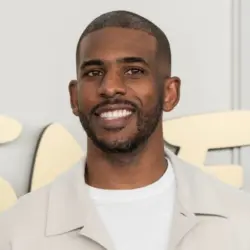 Chris Paul attends 2024 Disney Upfront at Jacob Javits Center in New York on May 14^ 2024