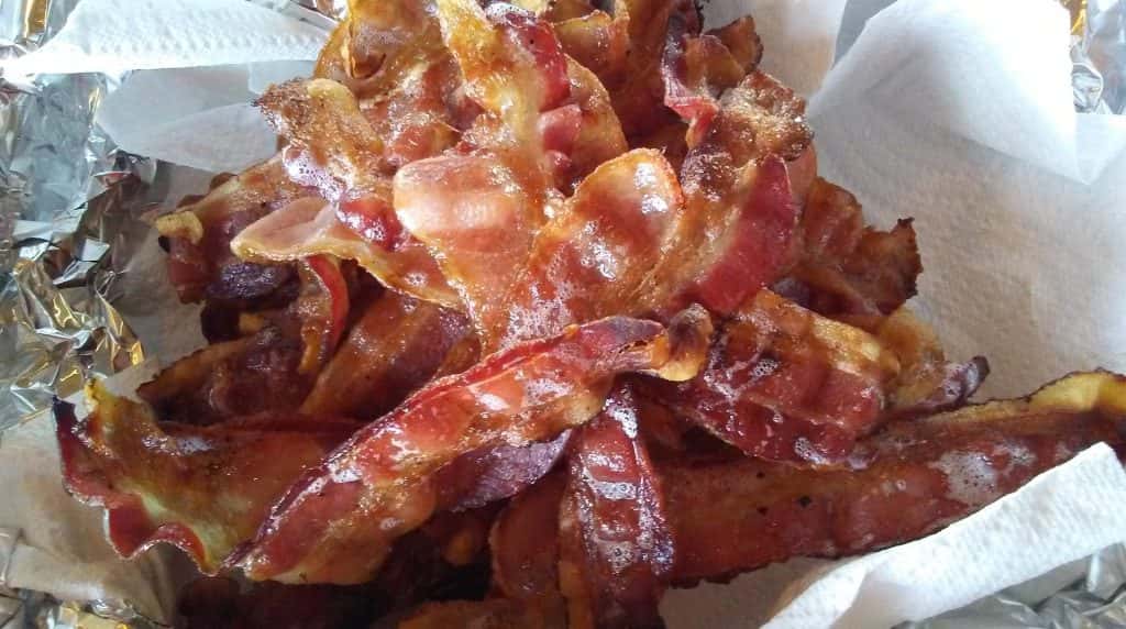 Monmouth's annual Baconfest is Saturday! WGIL 93.7 FM & 1400 AM