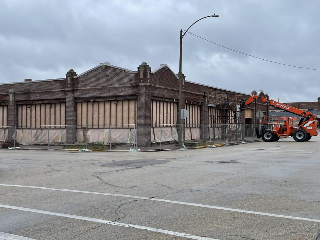 Galesburg Council approves incentives for future downtown brewhouse/ venue space - Vimarsana News