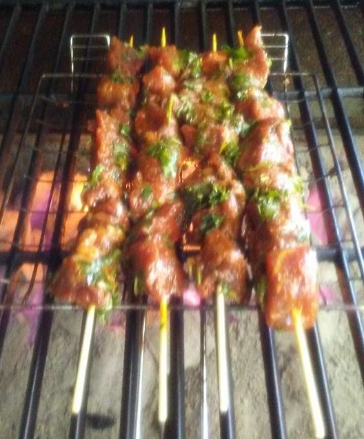 Featuring authentic Moroccan shish kabobs: New Galesburg food truck to serve Mediterranean classics - Vimarsana News