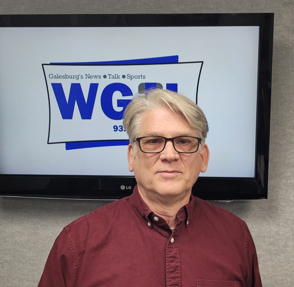 Long Time Register-Mail Editor Tom Martin Leaving For Quad Cities - Vimarsana News