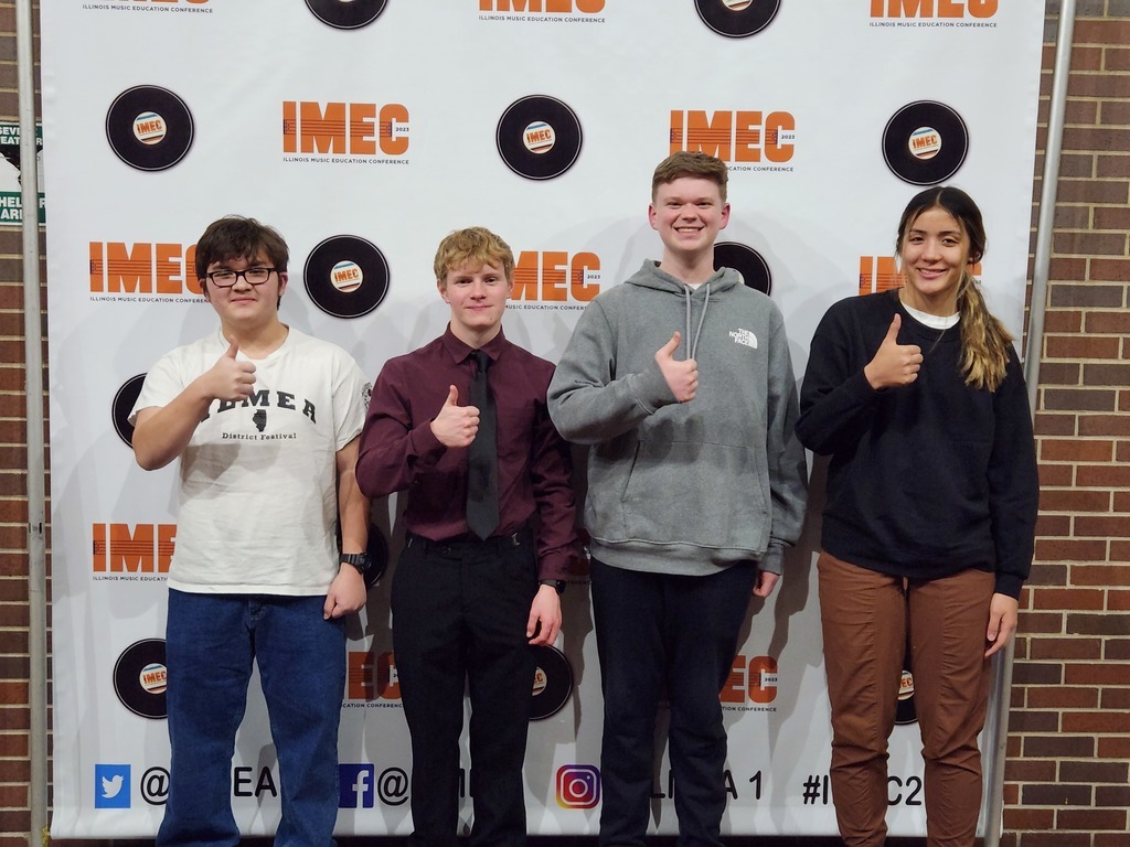 Meet the 4 students who represented Galesburg High School at the All-State band concerts - Vimarsana News