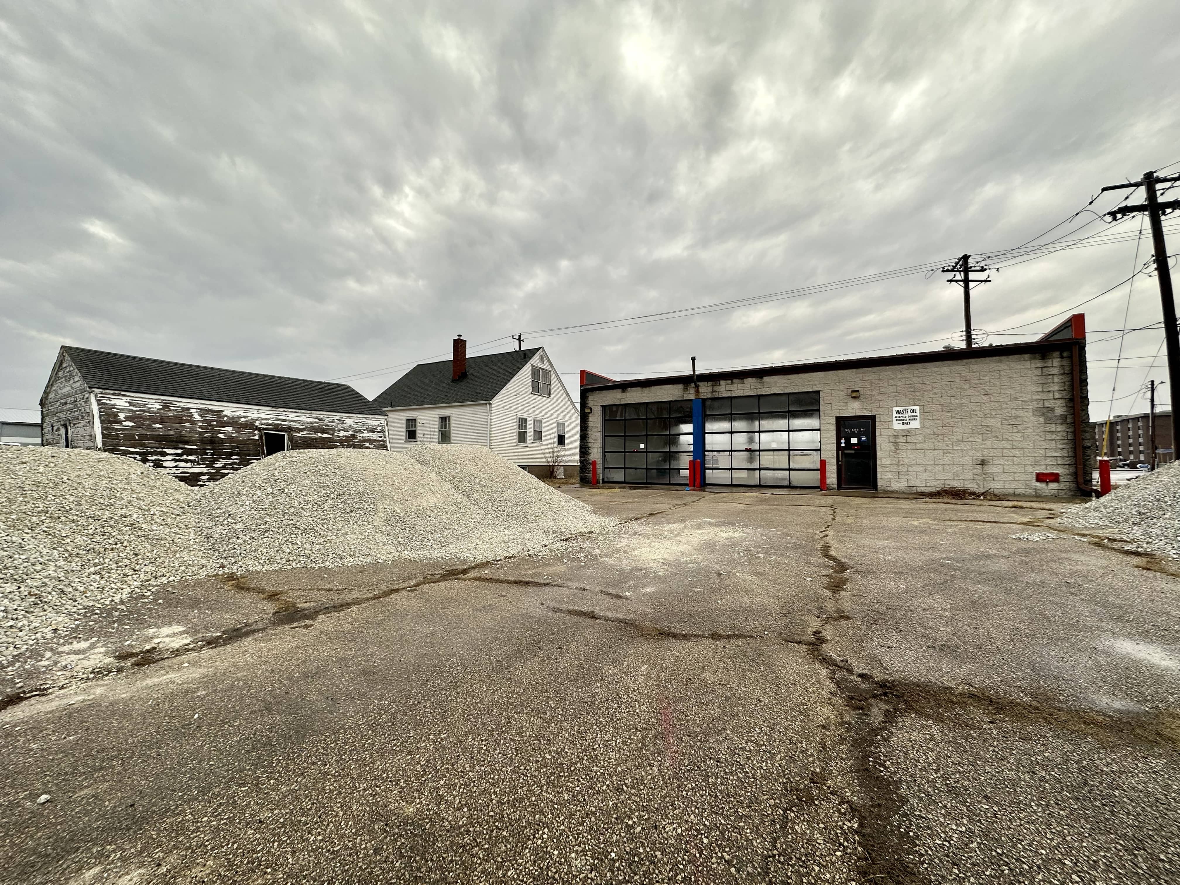 Scooter's ready to build in Galesburg … but new coffee drivethrough