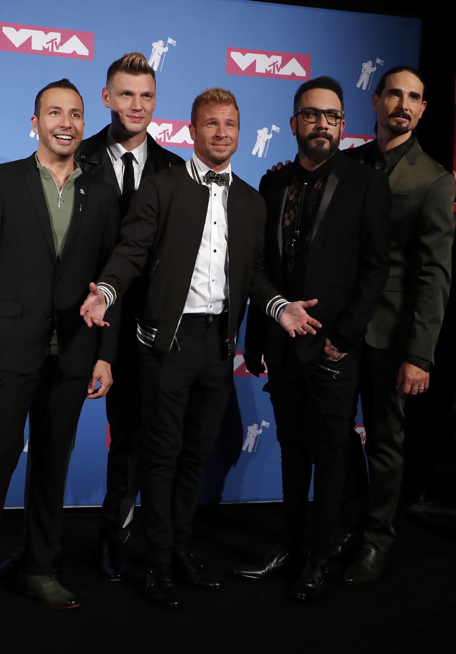 2018-mtv-video-music-awards-photo-room-new-york-2