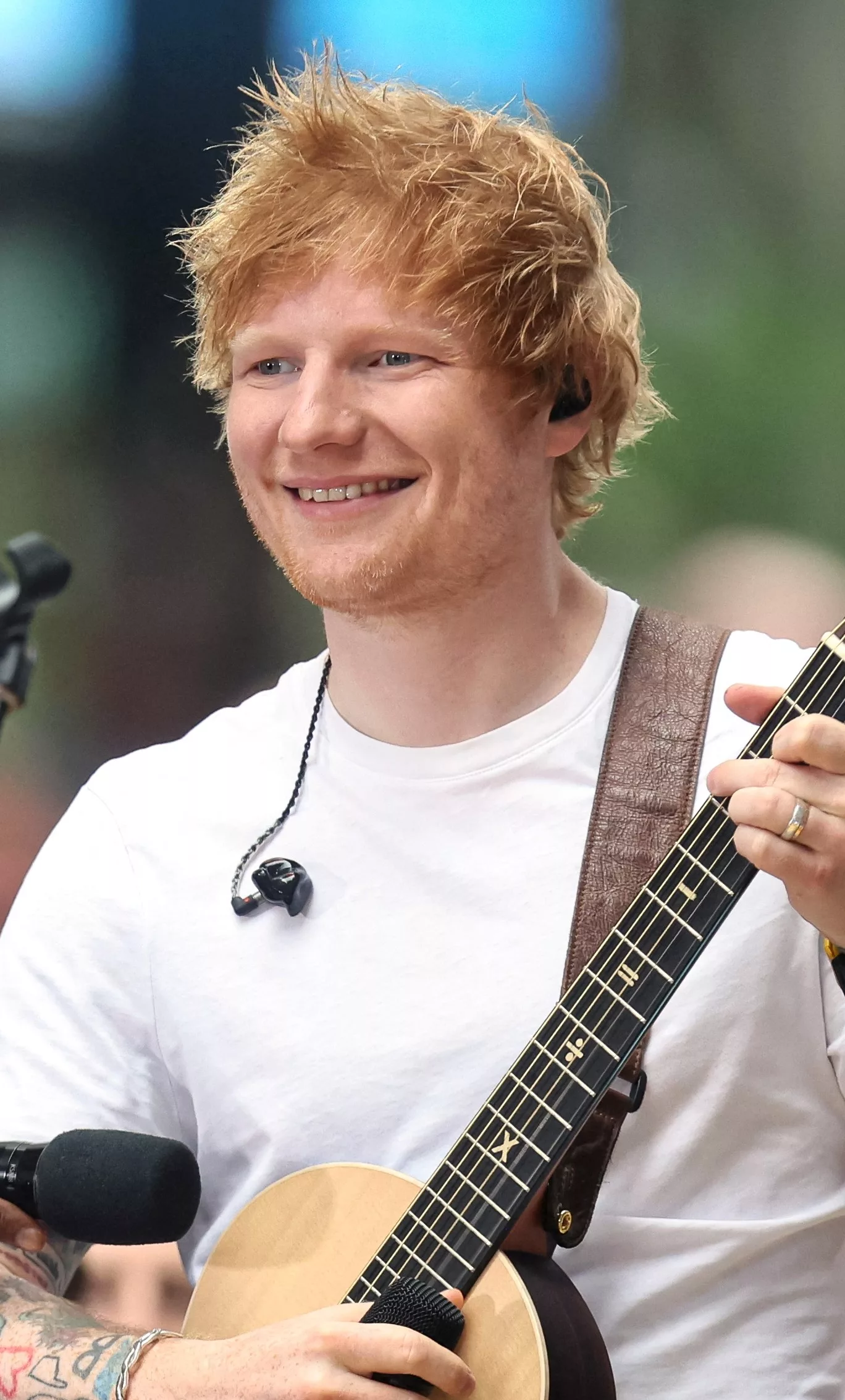 singer-ed-sheeran-performs-on-nbcs-today-show-at-rockefeller-center-in-new-york-2