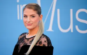 music-billboard-woman-of-the-year-5