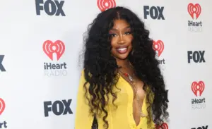 awards-iheartradio-25