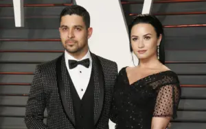 demi-lovato-wilmer-valderrama-2016-02-29t120000z_1307012270_tb3ec2t0jce9g_rtrmadp_3_awards-oscars