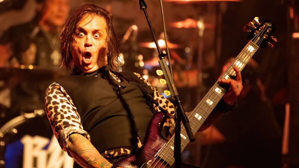 Buckcherry and Skid Row to co-headline 2023 tour dates - Vimarsana News