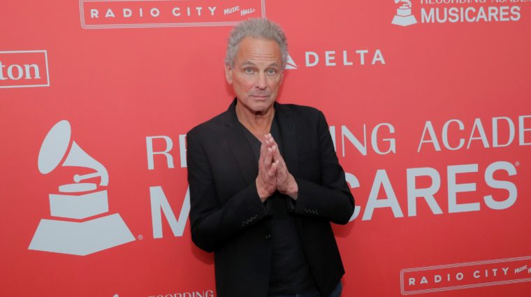 musician-lindsey-buckingham-of-fleetwood-mac-arrives-to-attend-the-2018-musicares-person-of-the-year-show-honoring-fleetwood-mac-at-radio-city-music-hall-in-manhattan-new-york