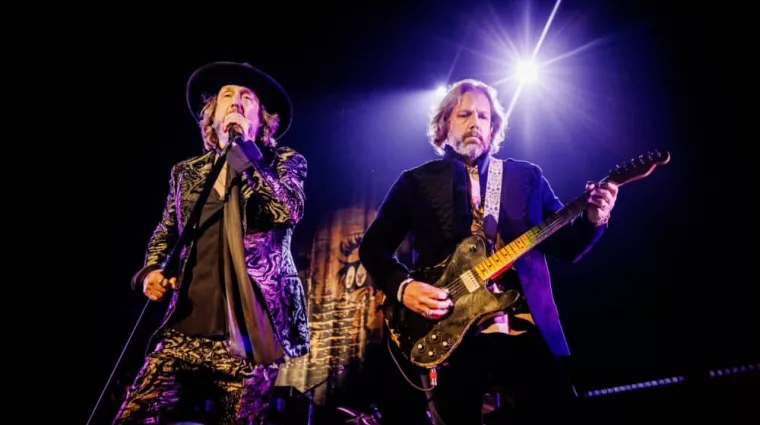 shutterstock_2210105023364990