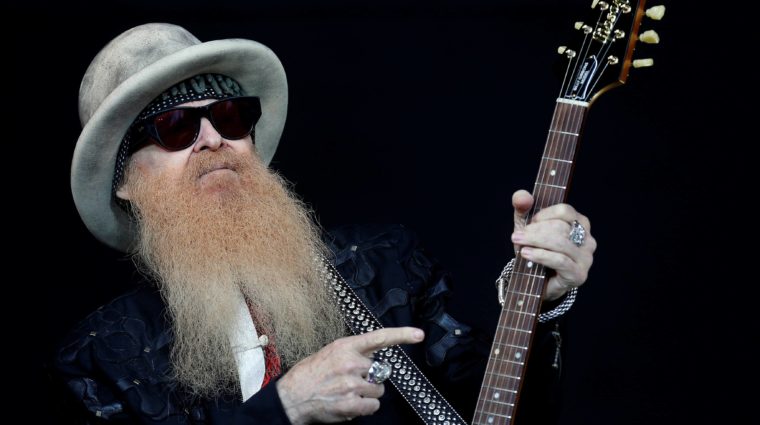 gibbons-of-zz-top-perform-on-the-pyramid-stage-at-worthy-farm-in-somerset-during-the-glastonbury-festival