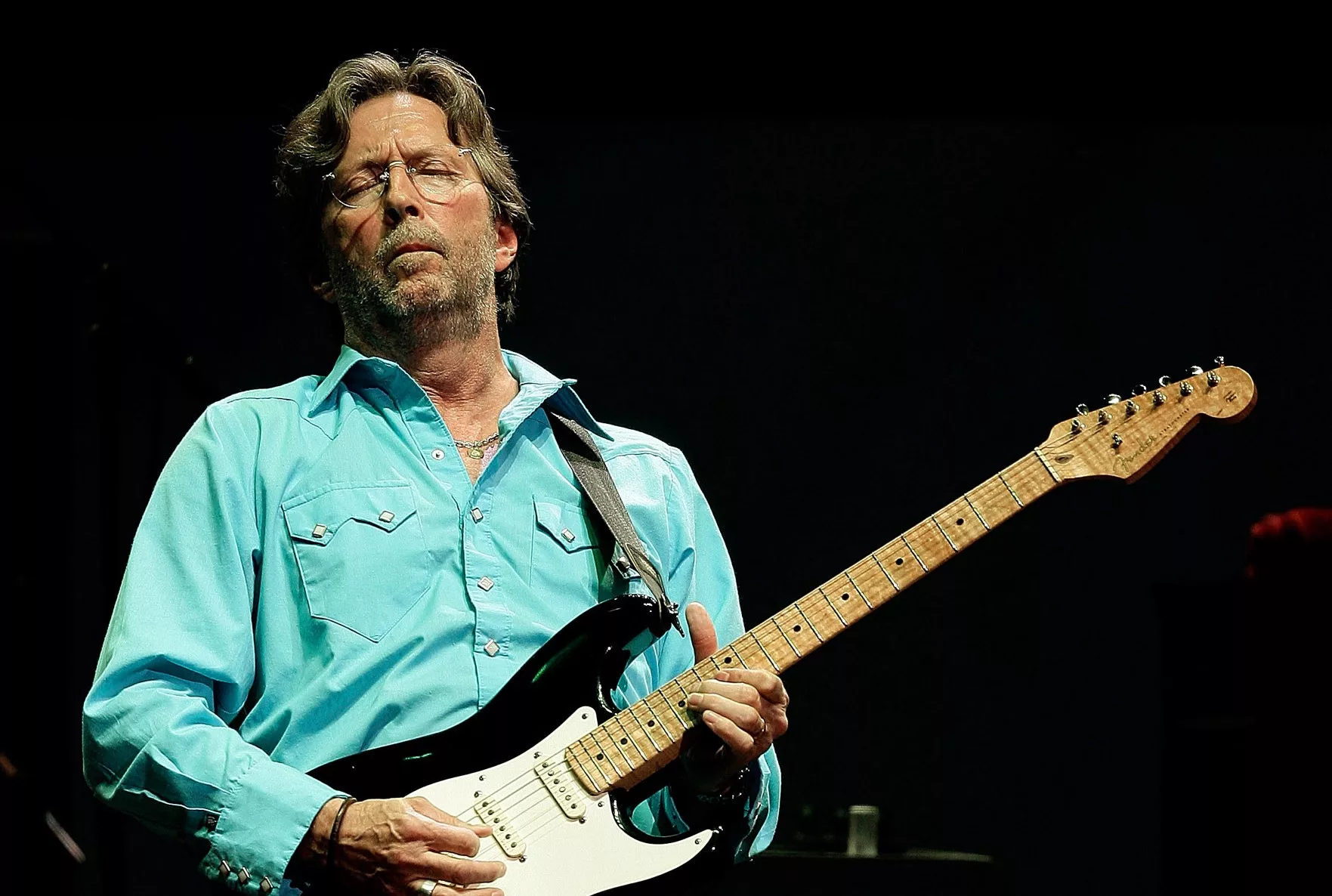 eric-clapton-2005-05-02t000000z_1556821583_rp6drmrpfhac_rtrmadp_3_britain