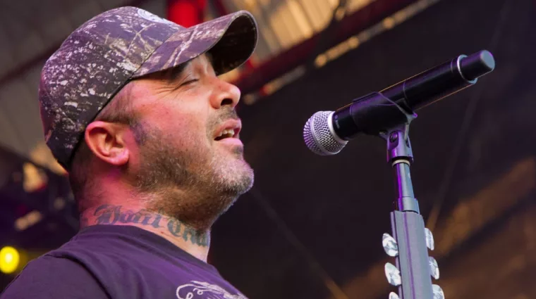 Aaron Lewis plays to the crowd at the Rockstar Uproar Festival on September 25^ 2012 in Nampa^ Idaho.
