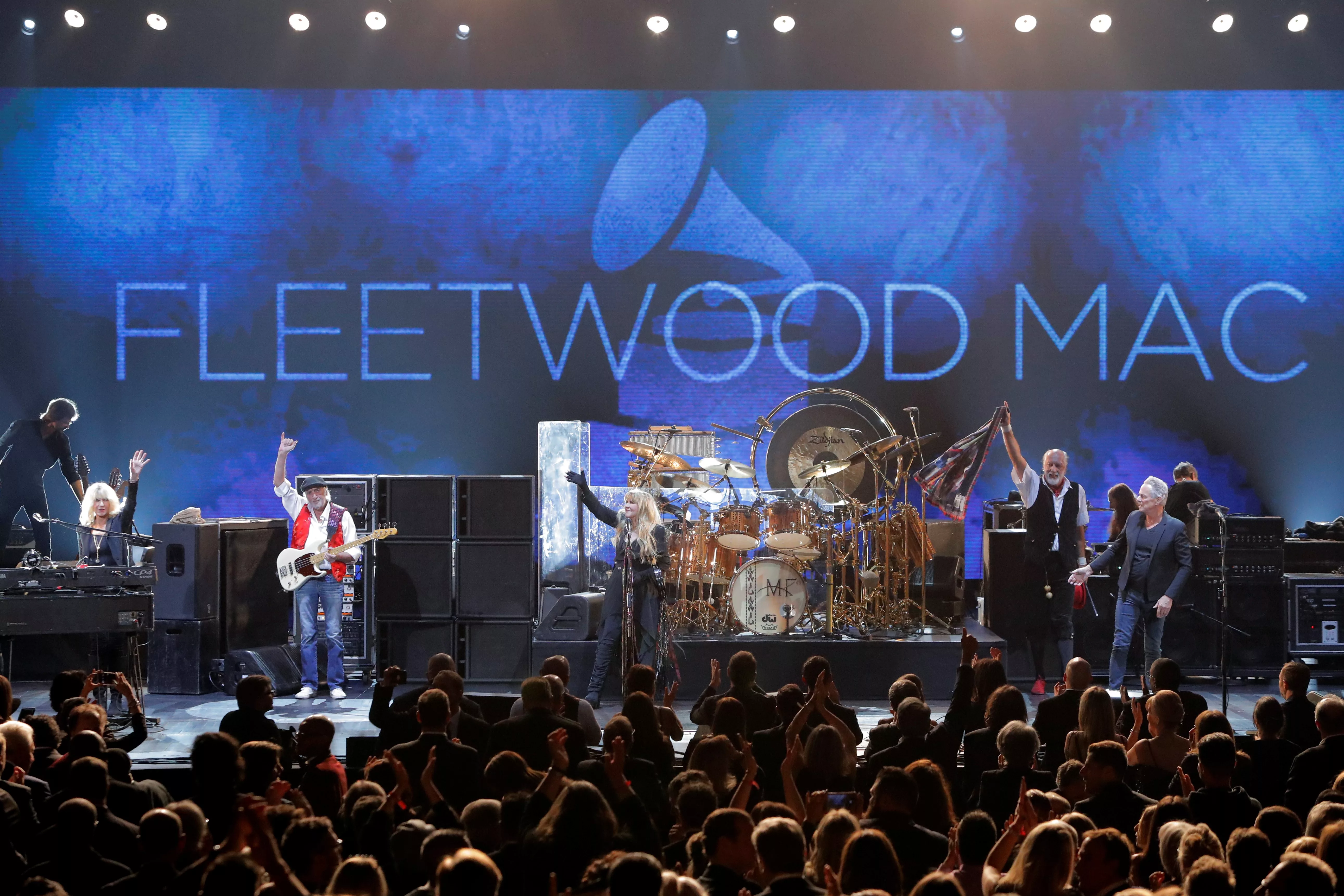 fleetwood-mac-2018-01-27t043121z_1149600255_rc128f7355f0_rtrmadp_3_awards-musicares-1