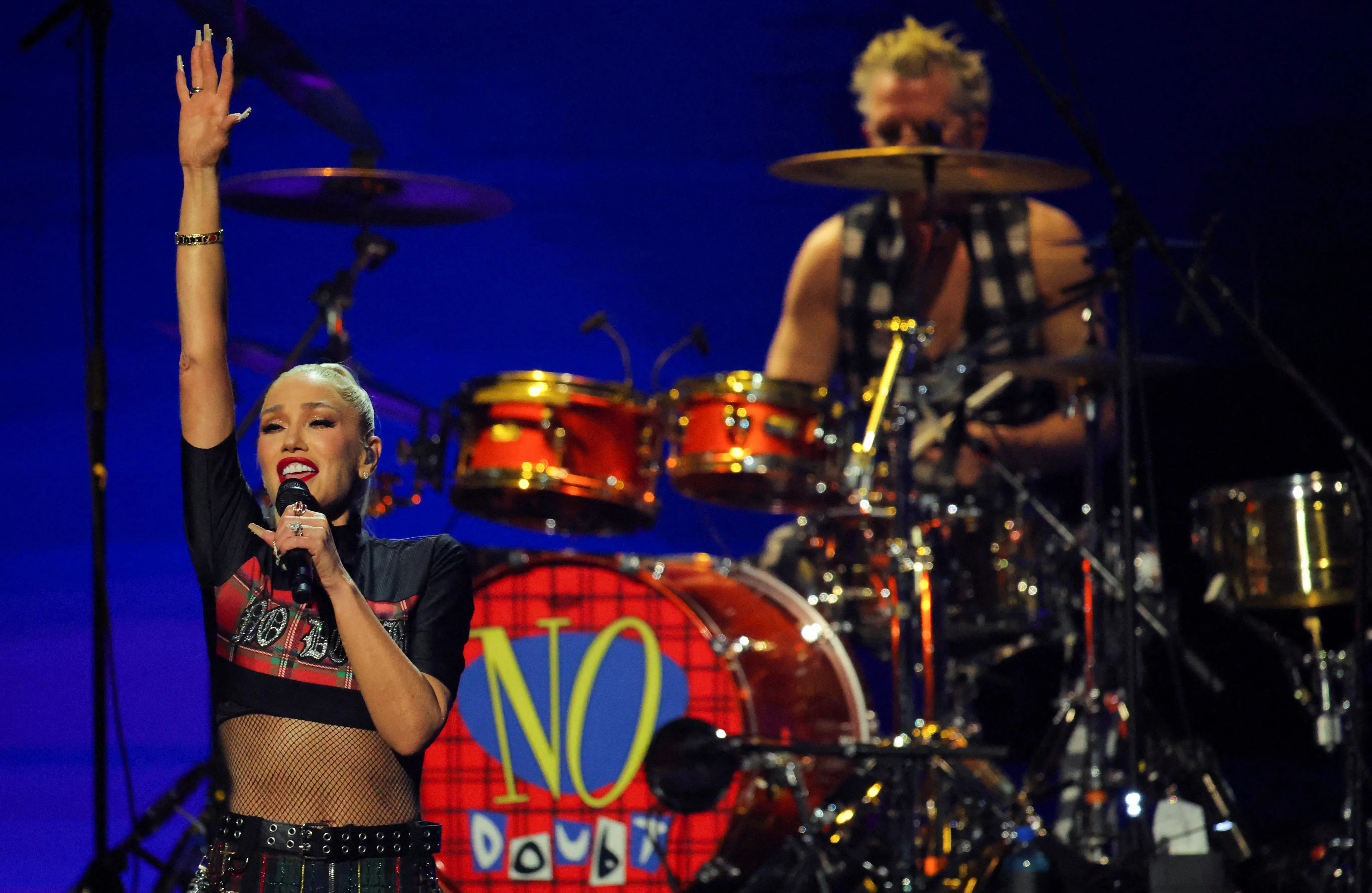 california-wildfires-concerts-6