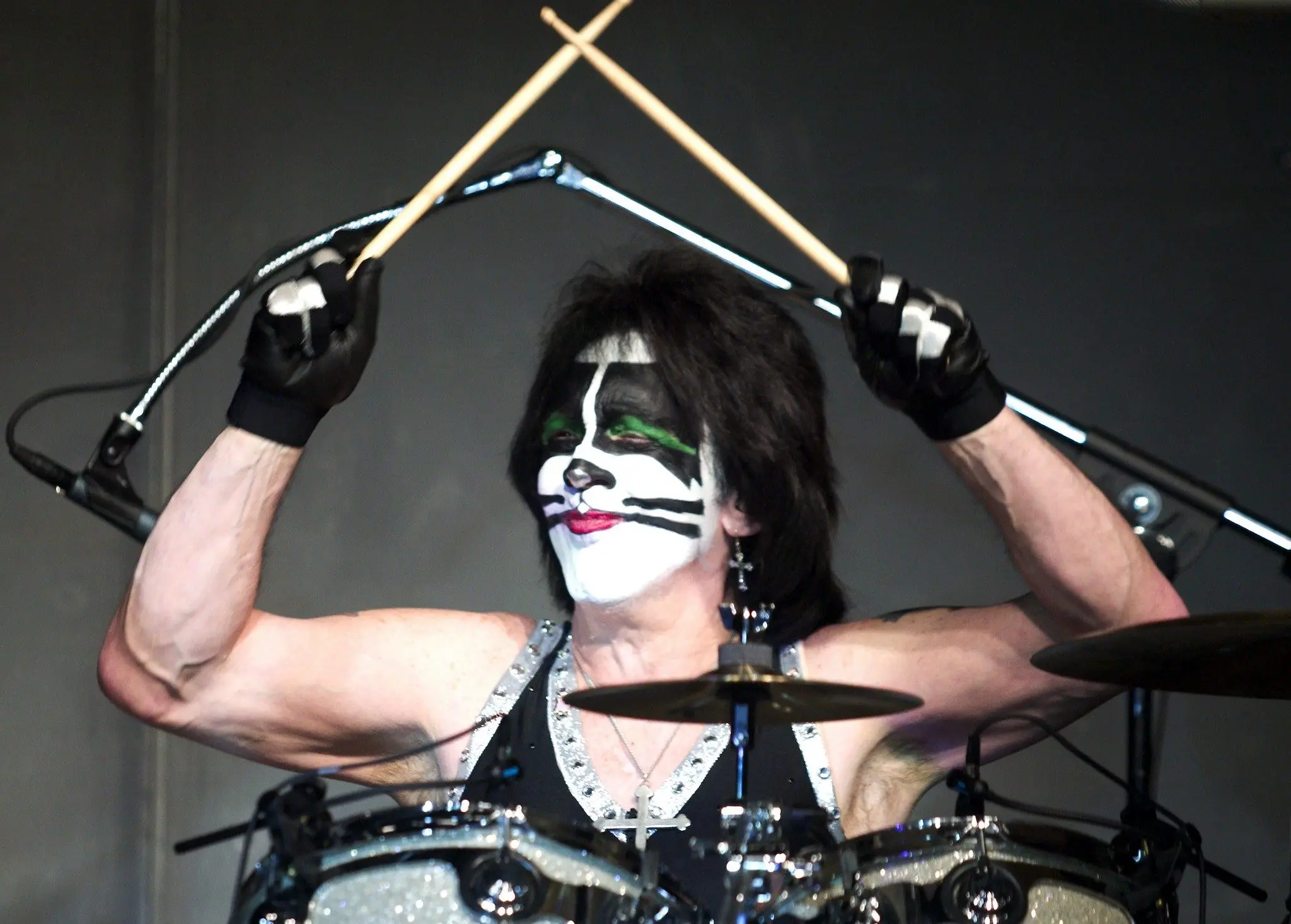 peter-criss-2003-03-17t120000z_1604754910_pbeahuoqvbs_rtrmadp_3_criss