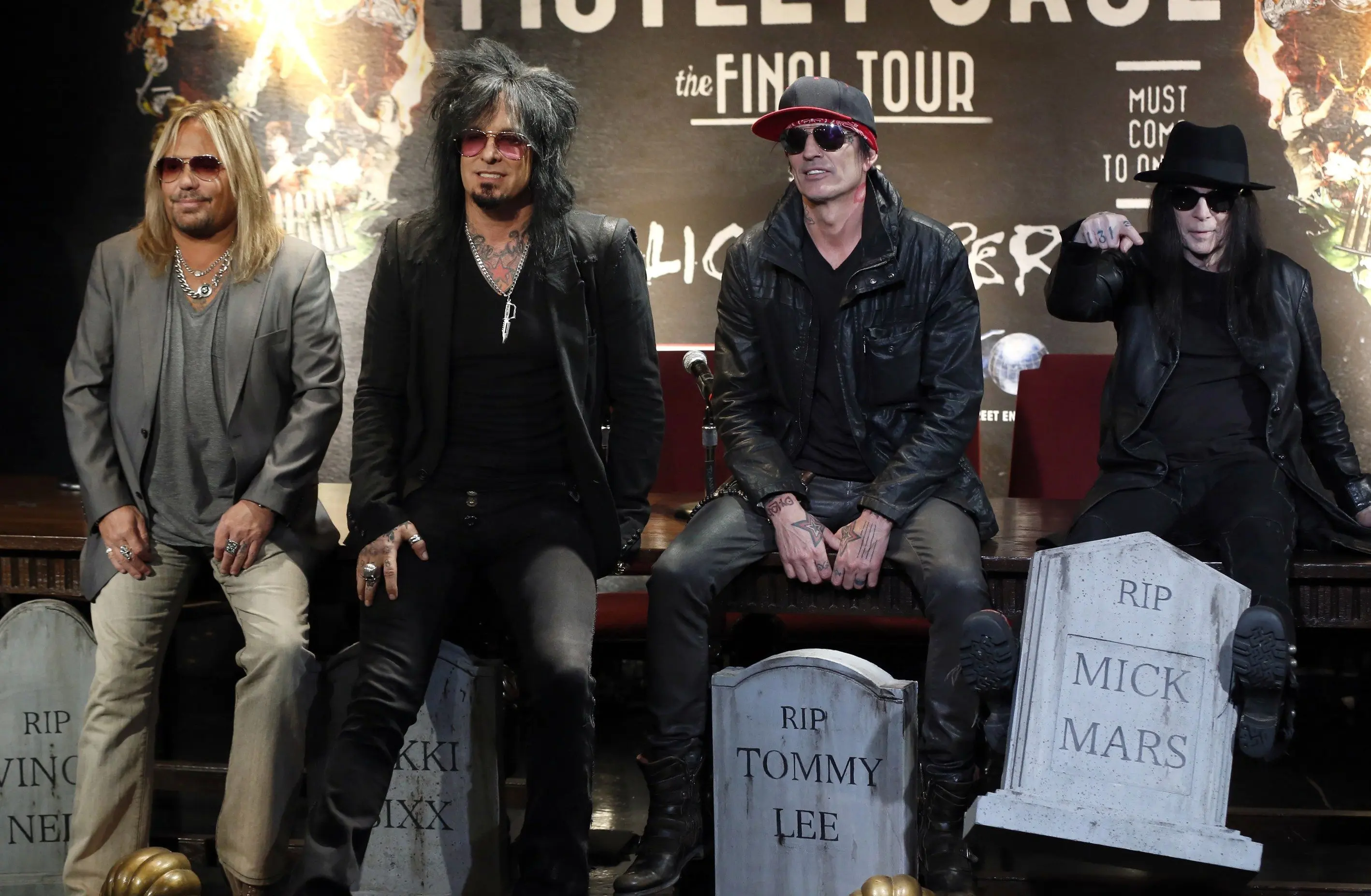 motley-crue-2014-01-29t120000z_984468533_gm1ea1t0n2g01_rtrmadp_3_usa