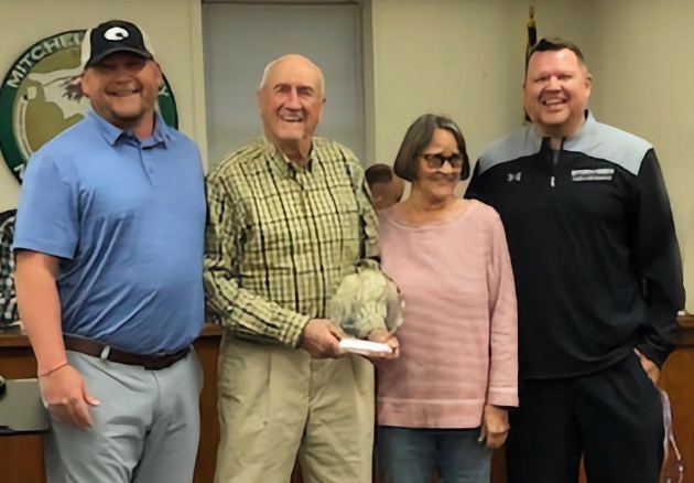 Mitchell Commissioners Honor Local Citizens | WKYK, WTOE