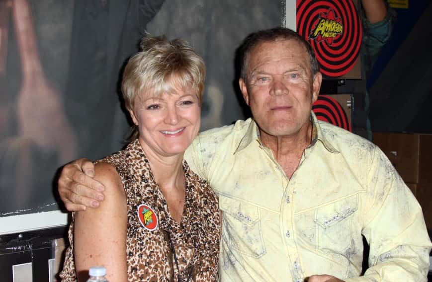 Glen Campbell Dies at 81 | Ten Country 97.3 | Reno Media Group, LLC