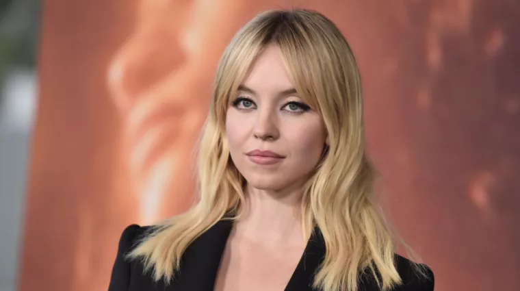 Sydney Sweeney arrives for the ‘Euphoria’ FYC Party on April 20^ 2022 in Los Angeles^ CA
