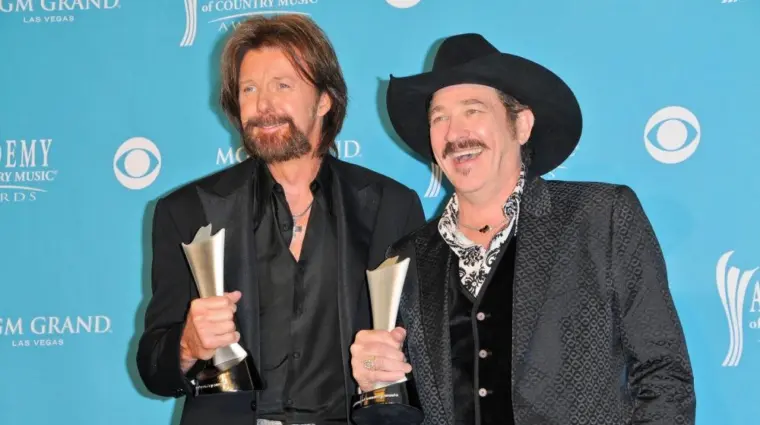 Brooks and Dunn at the 45th Academy of Country Music Awards Press Room^ MGM Grand Garden Arena^ Las Vegas^ NV. 04-18-10
