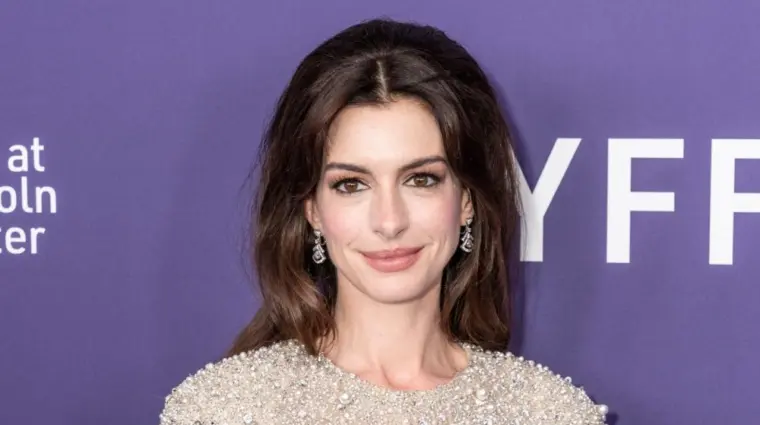 Anne Hathaway wearing dress and shoes by Valentino attends presentation of movie Armageddon Time during 60th New York Film Festival at Alice Tully Hall on October 12^ 2022
