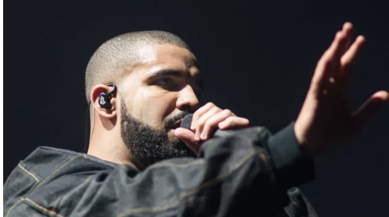 Drake preforms at Joe Louis Arena Detroit^ Michigan - August 16 2016: