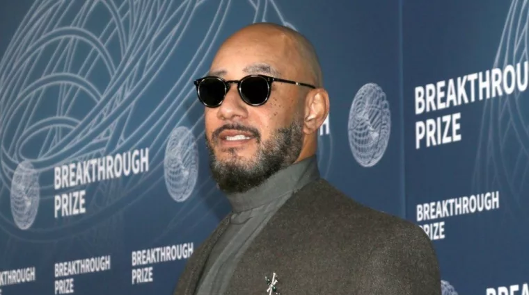 Swizz Beatz at the 11th Breakthrough Prize Awards at Barker Hanger on April 6^ 2025 in Santa Monica^ CA