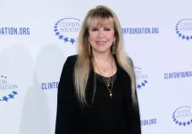 Stevie Nicks at the Clinton Foundation Gala in Honor of "A Decade of Difference^" Palladium^ Hollywood^ CA 10-14-11