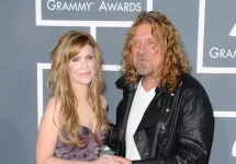 Alison Krauss and Robert Plant at the 51st Annual GRAMMY Awards. Staples Center^ Los Angeles^ CA. 02-08-09