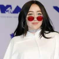Noah Cyrus at the 2017 MTV Video Music Awards held at the Forum in Inglewood^ USA on August 27^ 2017.