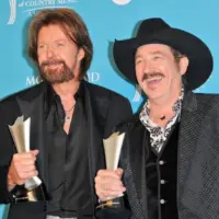 Brooks and Dunn at the 45th Academy of Country Music Awards Press Room^ MGM Grand Garden Arena^ Las Vegas^ NV. 04-18-10
