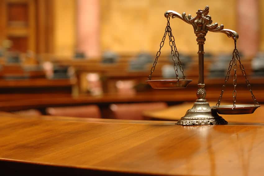 decorative-scales-of-justice-in-the-courtroom